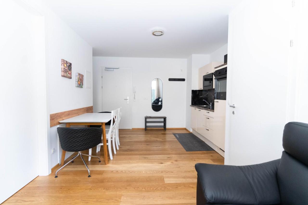 Modern Apartment With Tiny Garden Near City Center 비엔나 외부 사진